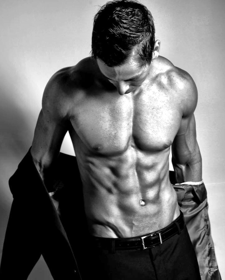 Male model photo shoot of Michael Vincent P
