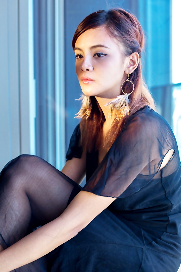 Female model photo shoot of Alisa Wongvisut