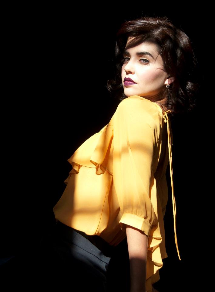 Female model photo shoot of Einat Hadas