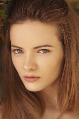 Female model photo shoot of Anastasia888