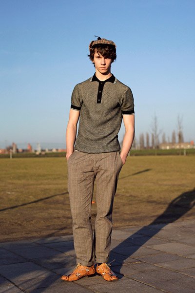 Male model photo shoot of Alexander Loxton