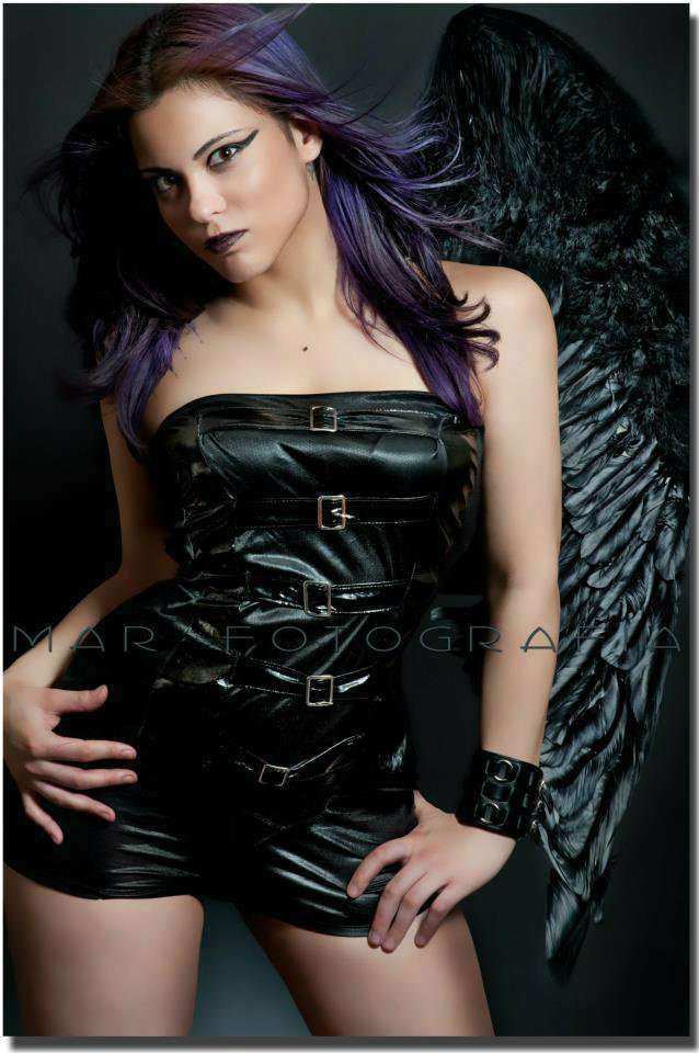 Female model photo shoot of Purplesque