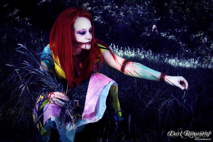 Female model photo shoot of xAlison Wonderlandx by Dark Romantics  in Halloween Town