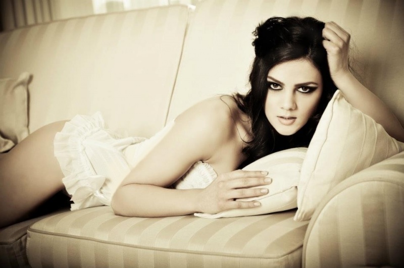 Female model photo shoot of Tatjana Grivc