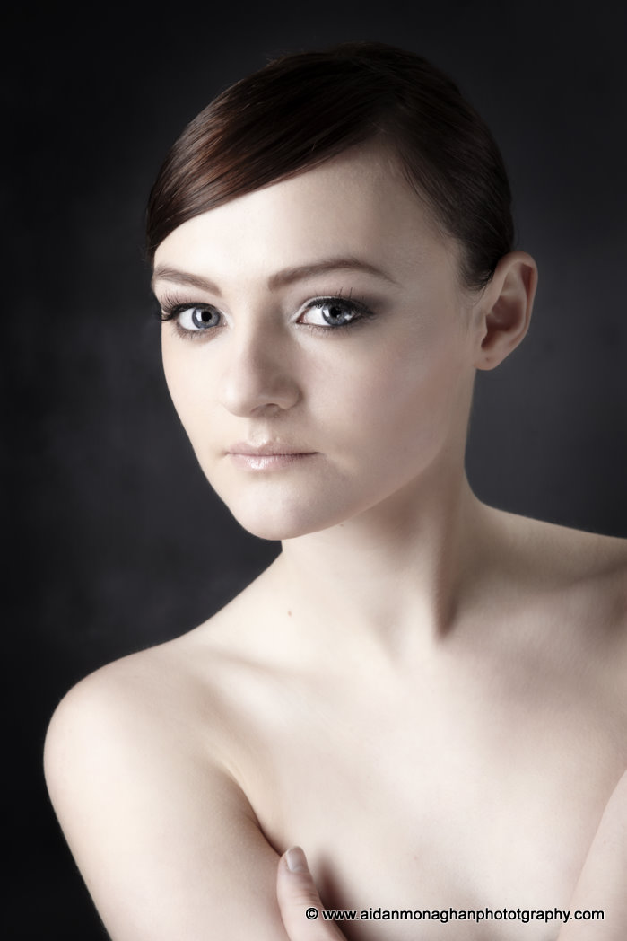 Female model photo shoot of ASH OBrien