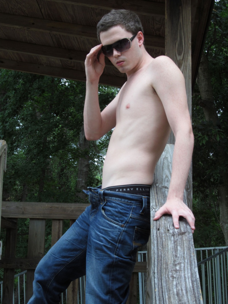 Male model photo shoot of Josh Sizemore by KorokStudios
