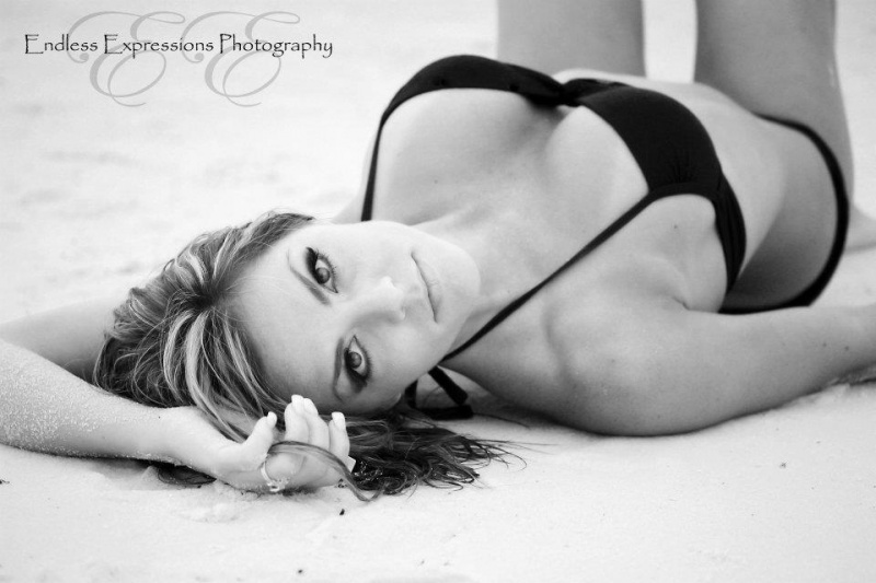 Female model photo shoot of Alicia Gulley in Pensacola Fl