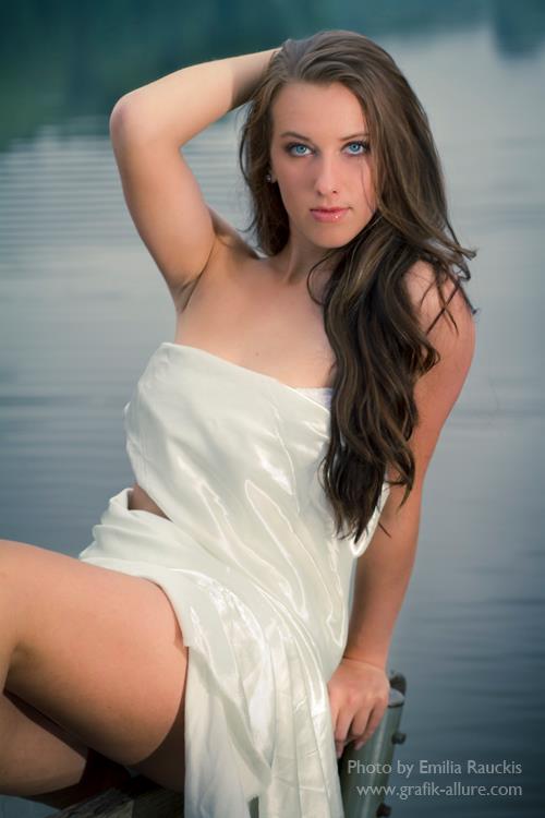 Female model photo shoot of Kristi Rauckis in Stoney Creek Parks