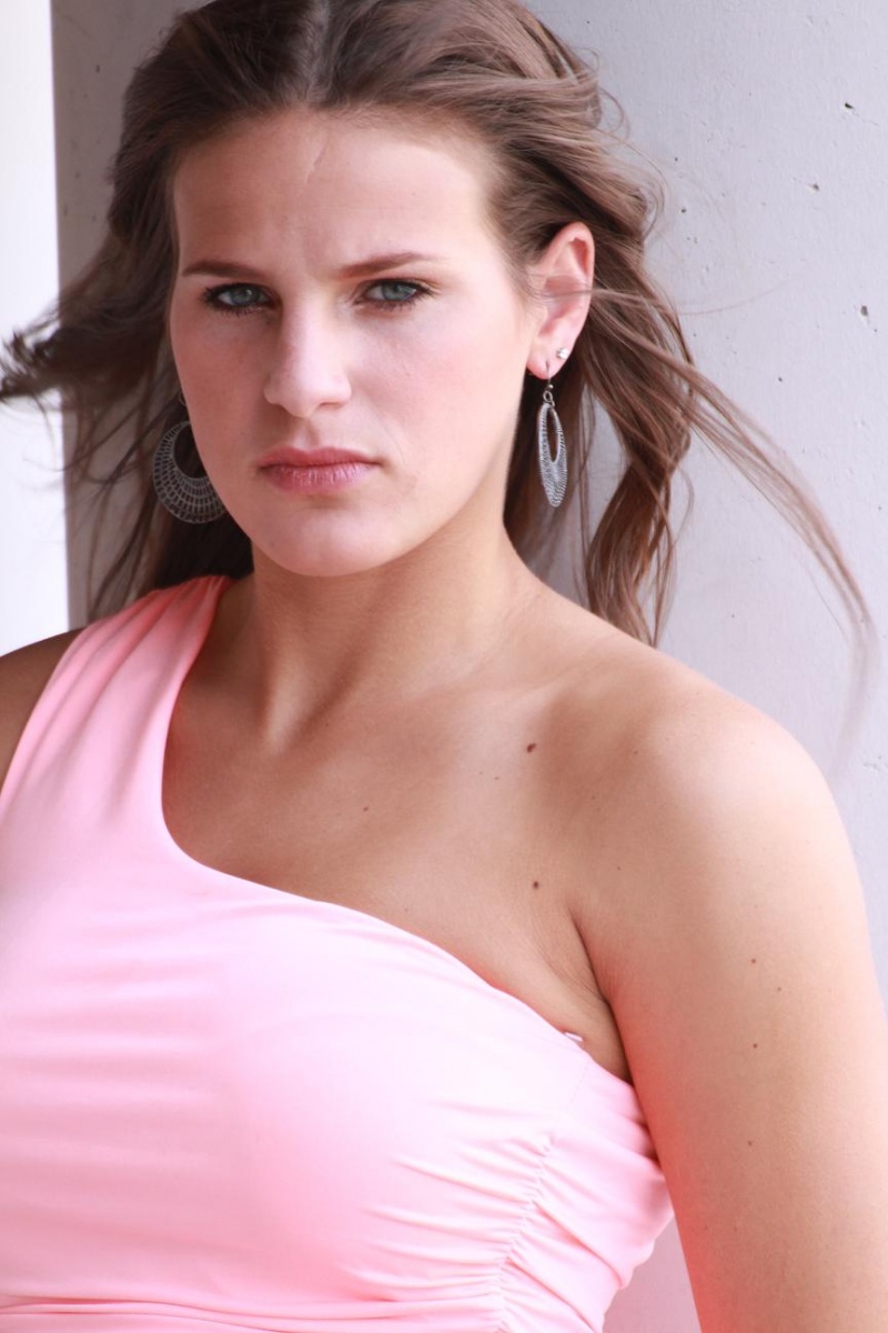 Female model photo shoot of Maddie McCoy