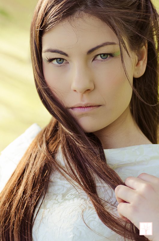 Female model photo shoot of Sarahmariec