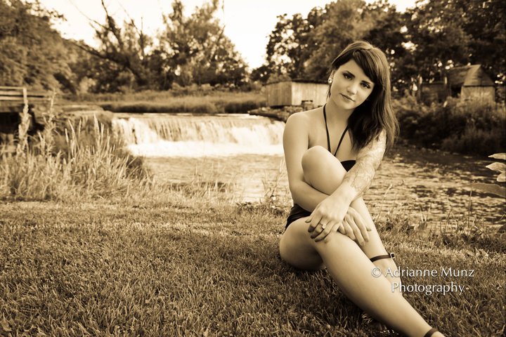 Female model photo shoot of Lindsay Wood in Wisconsin