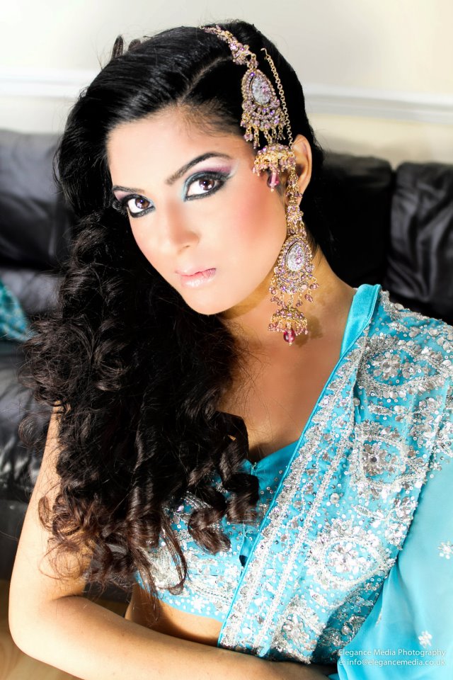 Female model photo shoot of Sriya Chauhan