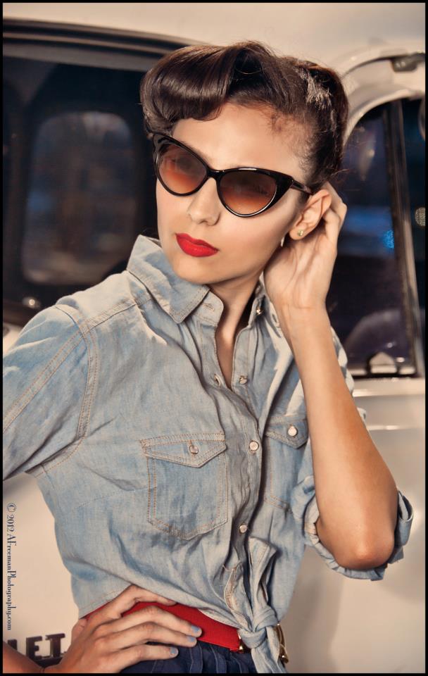 Female model photo shoot of Vicky Tafesh