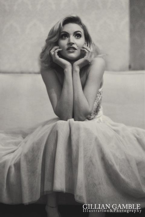 Female model photo shoot of Hannah Wood by Gillian Gamble