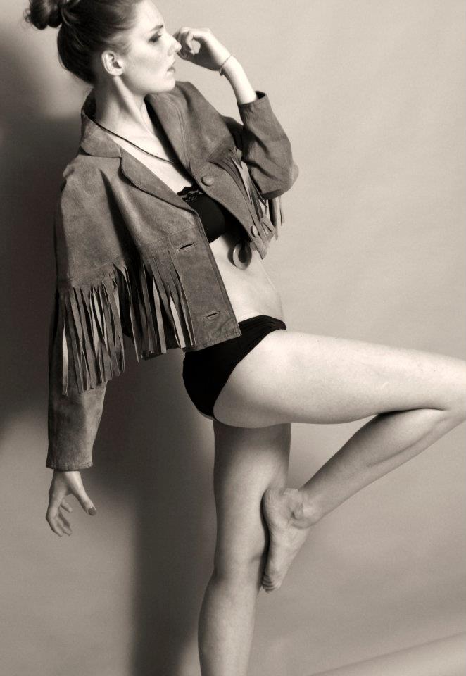 Female model photo shoot of Martyna J