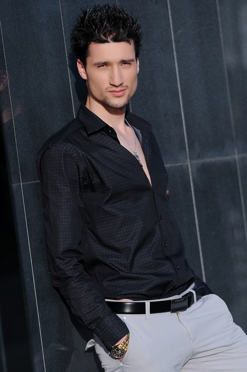 Male model photo shoot of Stoyan Stoyanoff