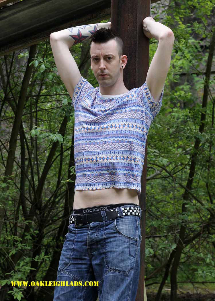 Male model photo shoot of Jason Pearce in UK