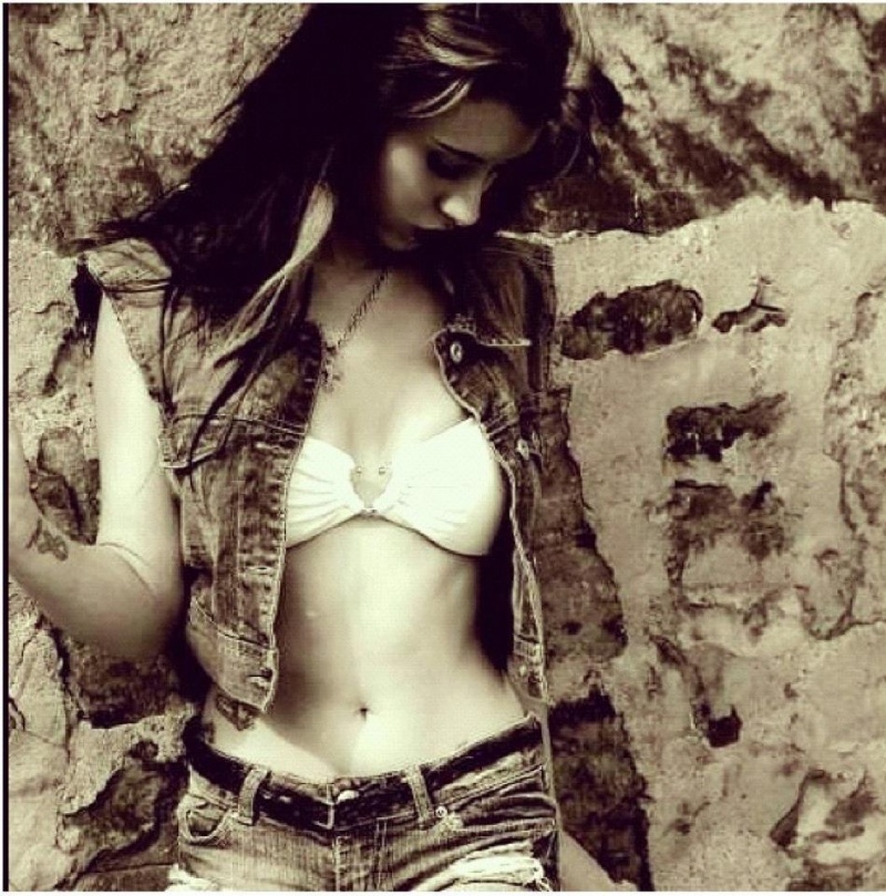 Female model photo shoot of Kaylaa Kateri