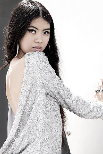 Female model photo shoot of Ting Ting Qian