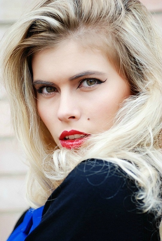 Female model photo shoot of Olya Svarga in Kiev