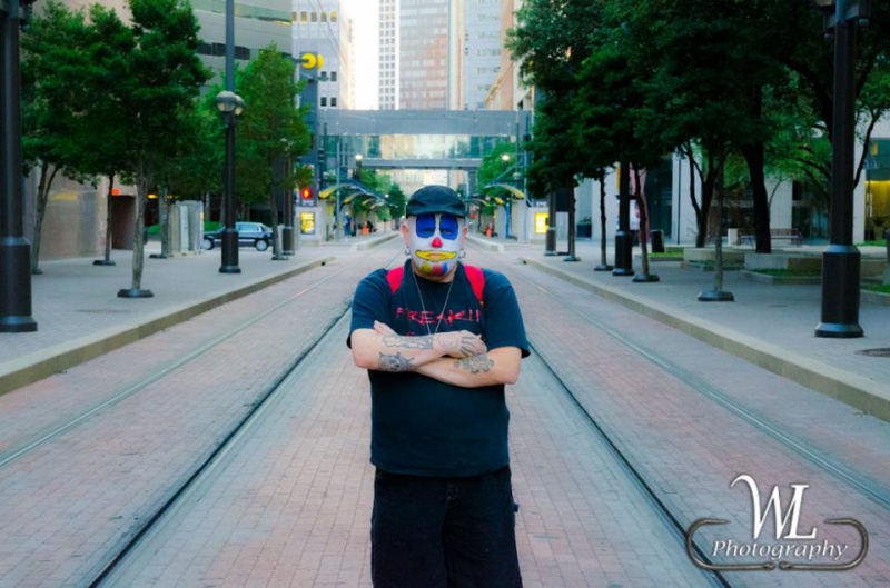 Male model photo shoot of geekyhoody in Downtown Dallas