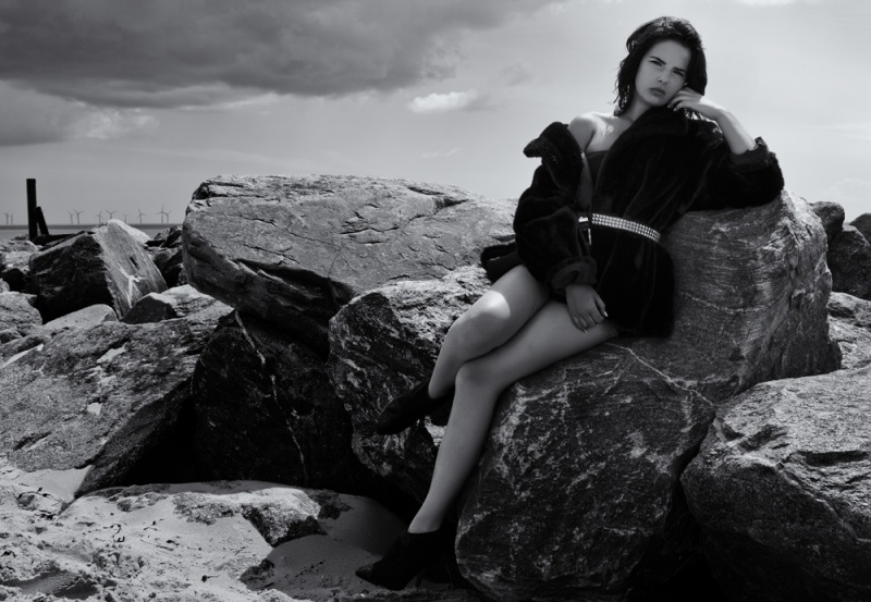 Female model photo shoot of Abbie Munden in Martello Beach