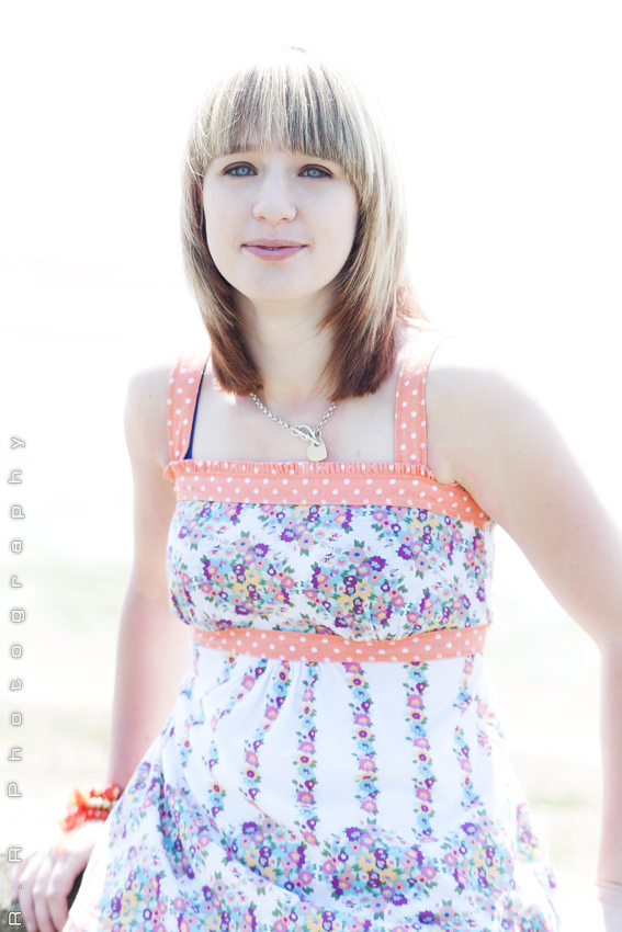 Female model photo shoot of EmmaDharlin
