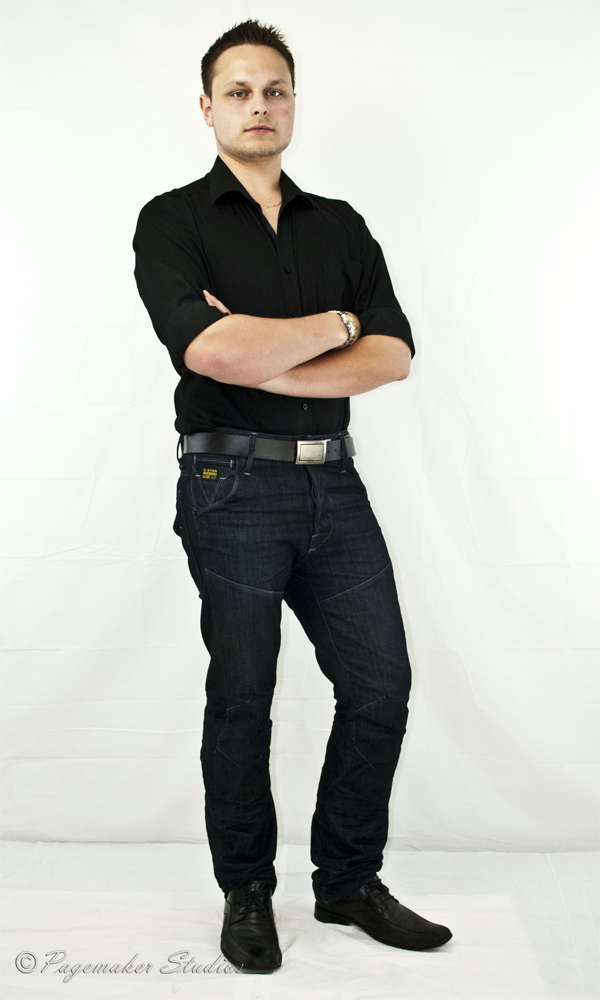 Male model photo shoot of Stan Kors in Edmonton