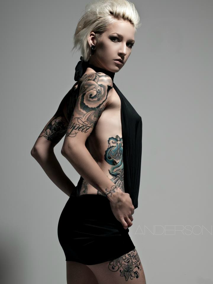 Female model photo shoot of Alexisbarrett