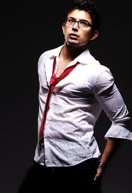 Male model photo shoot of Irwin Senghera