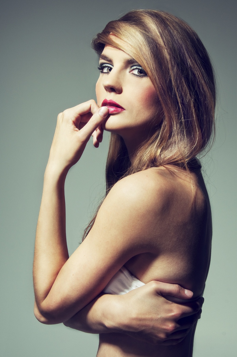 Female model photo shoot of Marluc by Kimberley Zondag