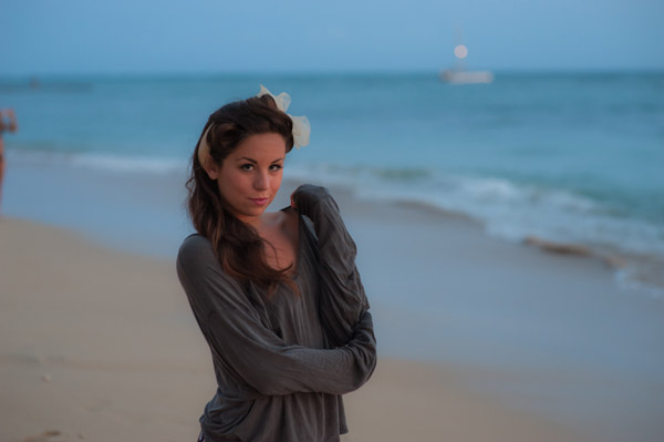 Female model photo shoot of AnnieBanana by JM Fotography in Oahu, Hawaii