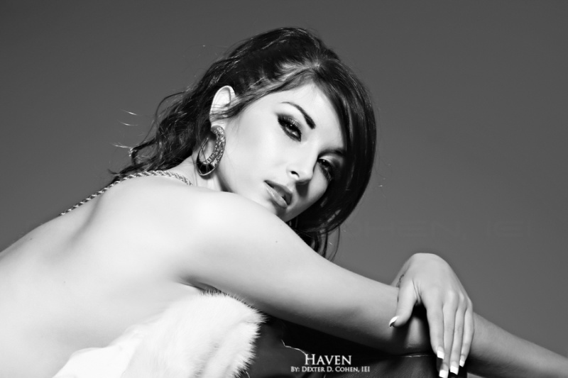 Female model photo shoot of Haven Spirelis