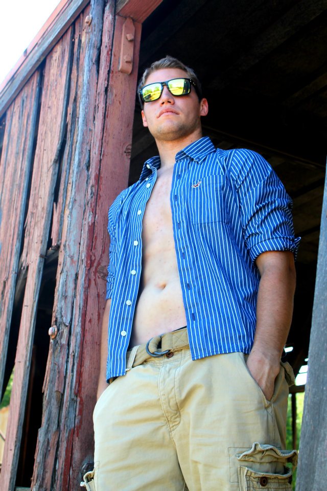 Male model photo shoot of Jeremy  Hornberger