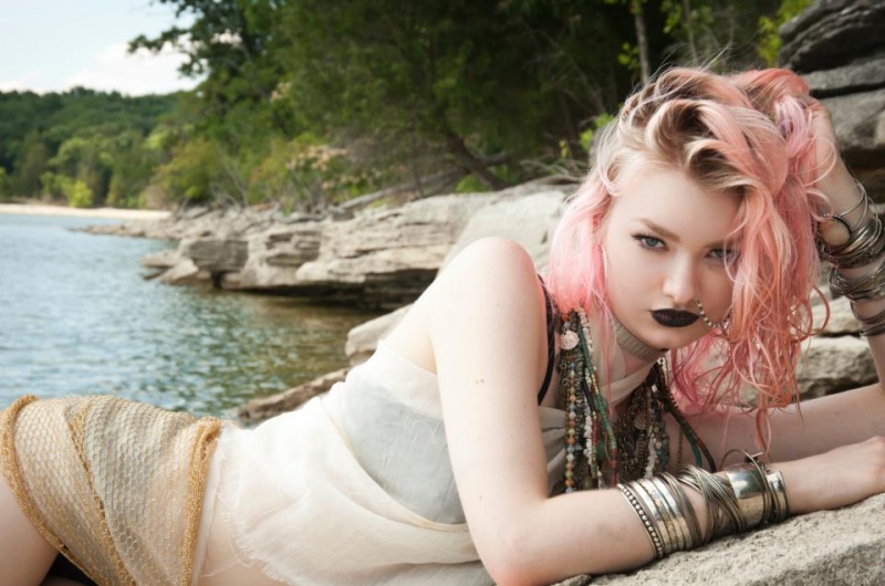 Female model photo shoot of Mia Caitlin McMahan by scottmetzgerphotography