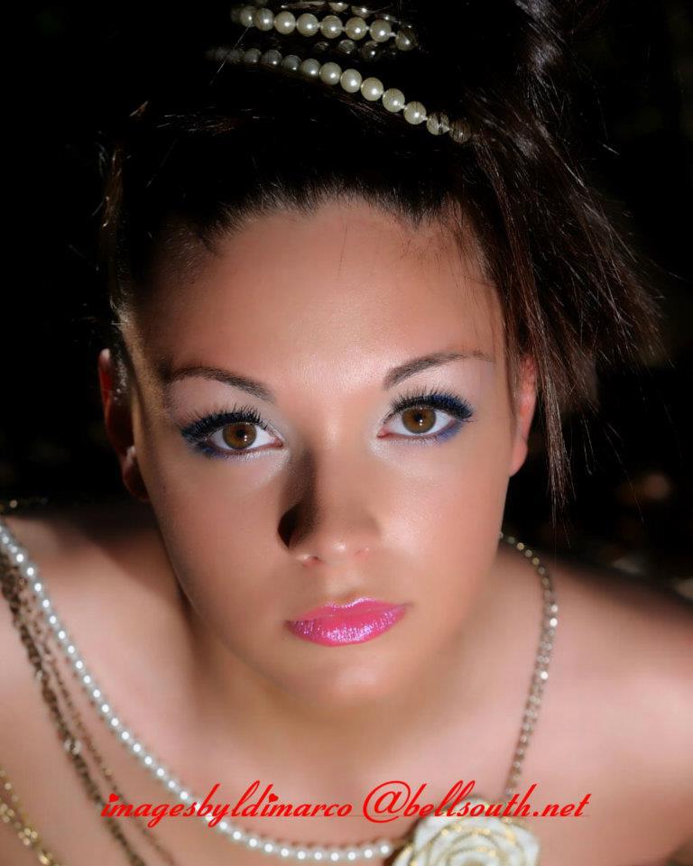Female model photo shoot of MakeUpByDiamond and Rachel Fowler by Images by L DiMarco