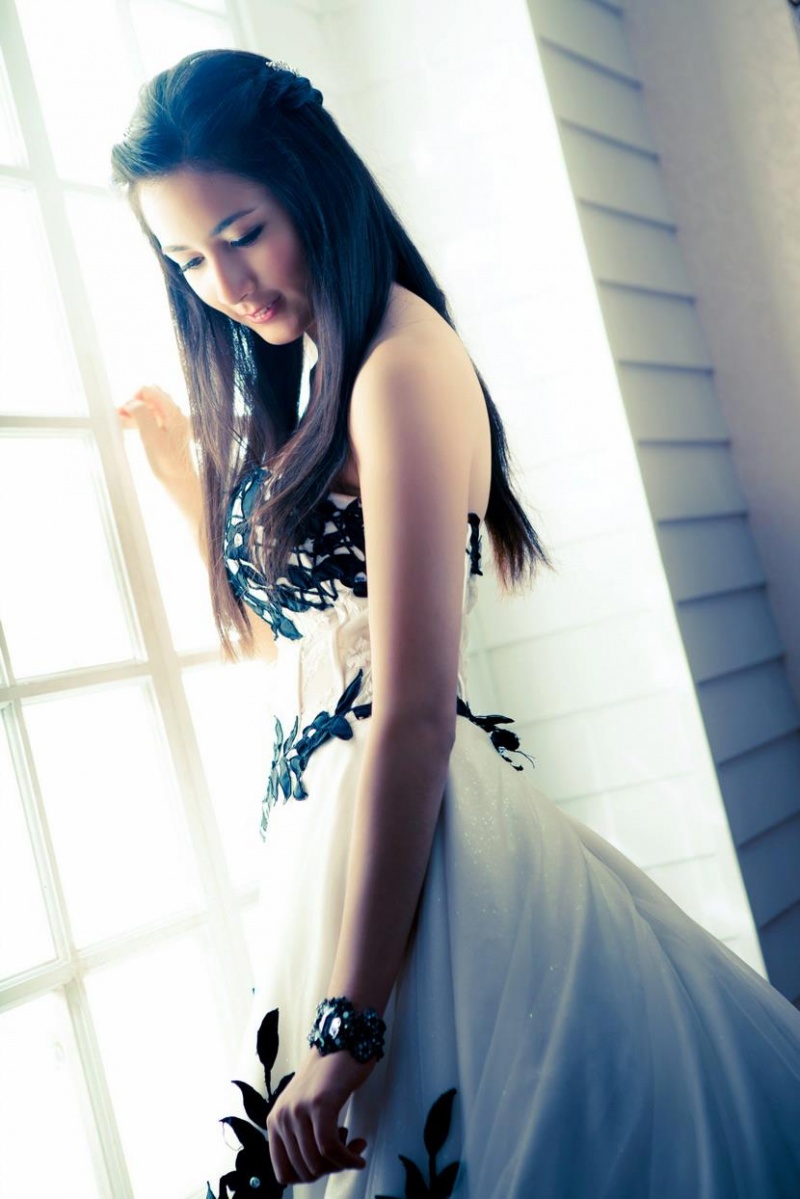 Female model photo shoot of lemonmeringue in Taiwan