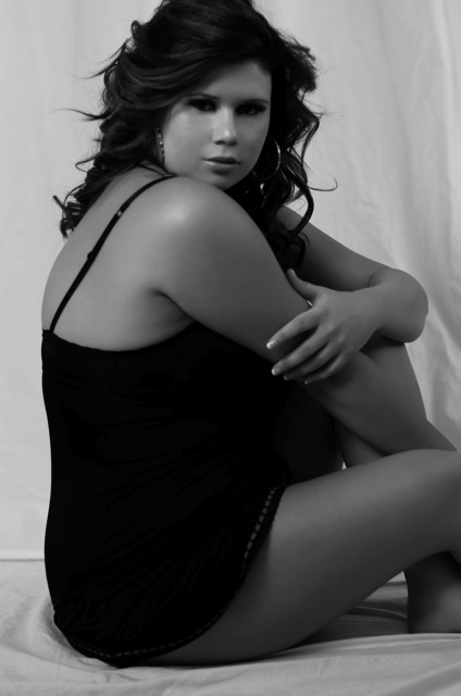 Female model photo shoot of Amanda Sequeira