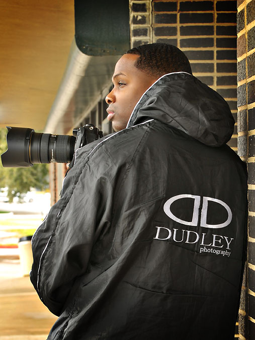 Male model photo shoot of DIMITRIUS DUDLEY in Dallas, Tx