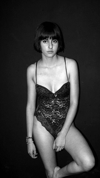 Female model photo shoot of Elisa Biondo