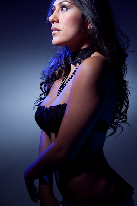 Female model photo shoot of Yolanliza Armendariz