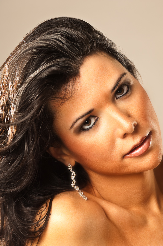 Female model photo shoot of Veronica Orozco