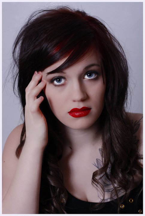 Female model photo shoot of Jasmin Lindsey Neville