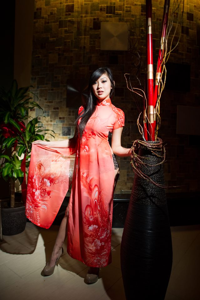 Female model photo shoot of Tiffany Tangg