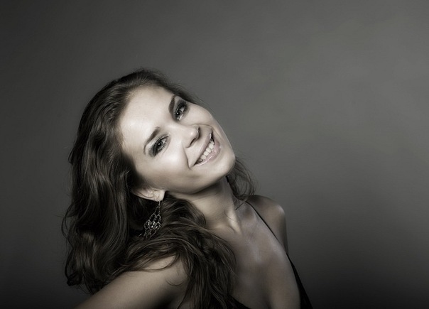 Female model photo shoot of Vtyna