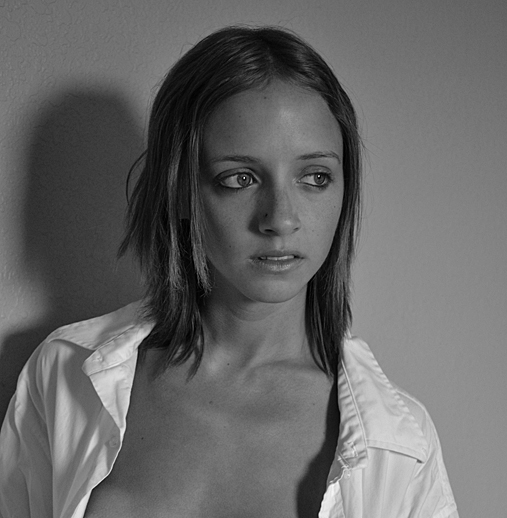 Female model photo shoot of Sarah Wiliams