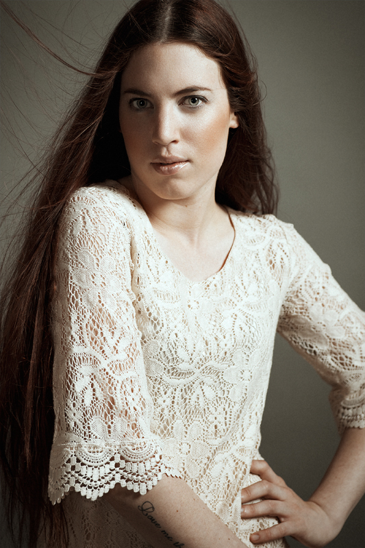 Female model photo shoot of Gwendolyn Muller in Den Bosch