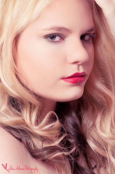 Female model photo shoot of Daring Spells Makeup  by Lelia Adams