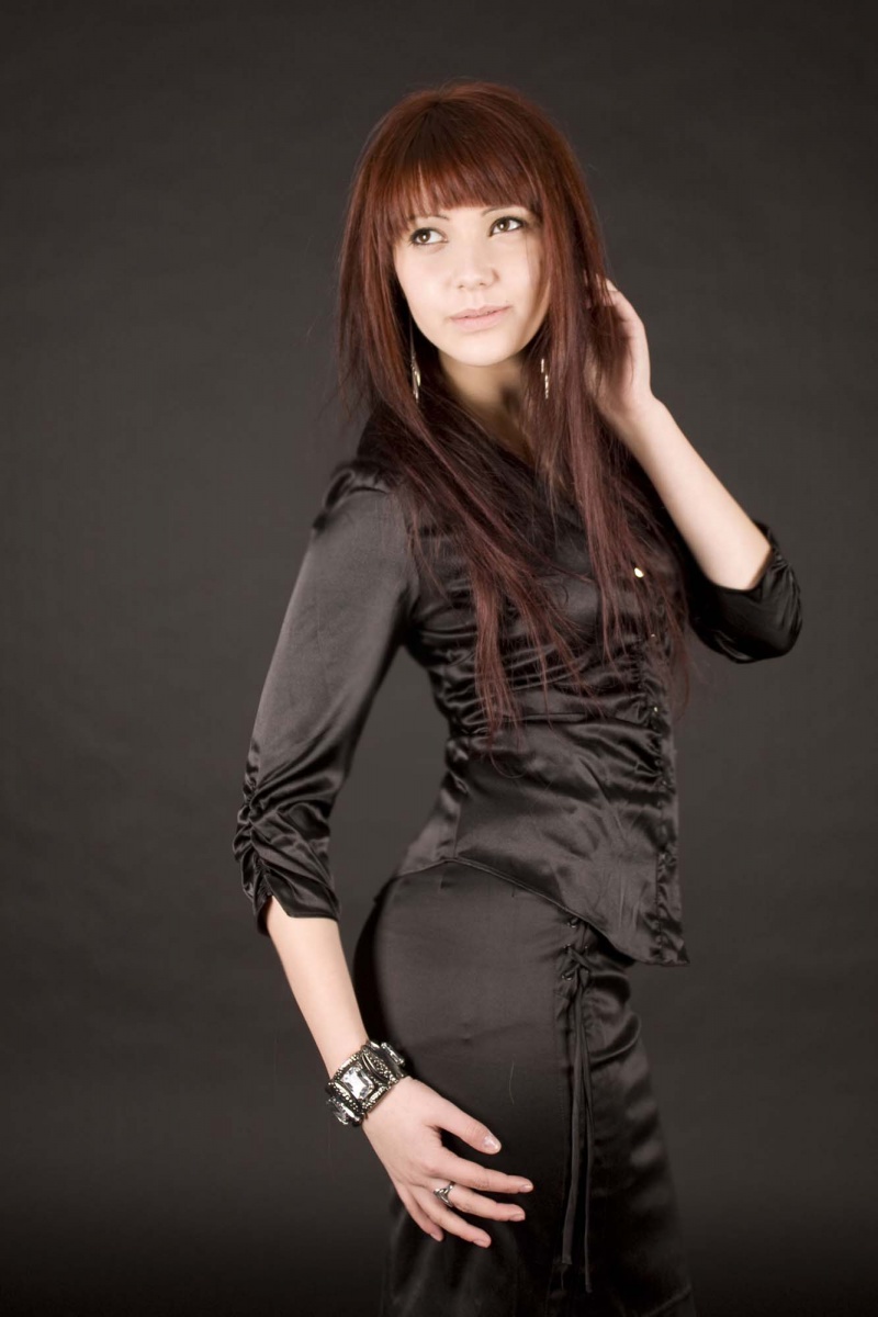 Female model photo shoot of sonya281