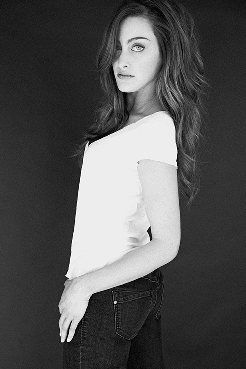 Female model photo shoot of Erica Bennett